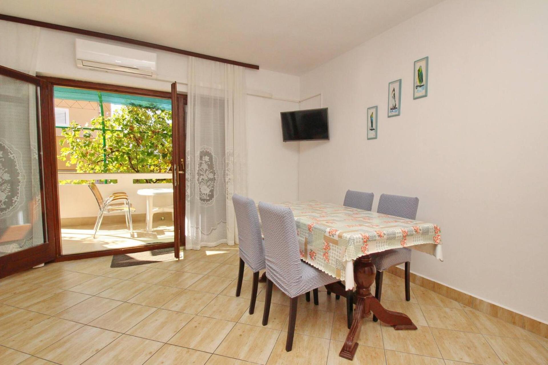Apartments Kucar Baska  Exterior photo