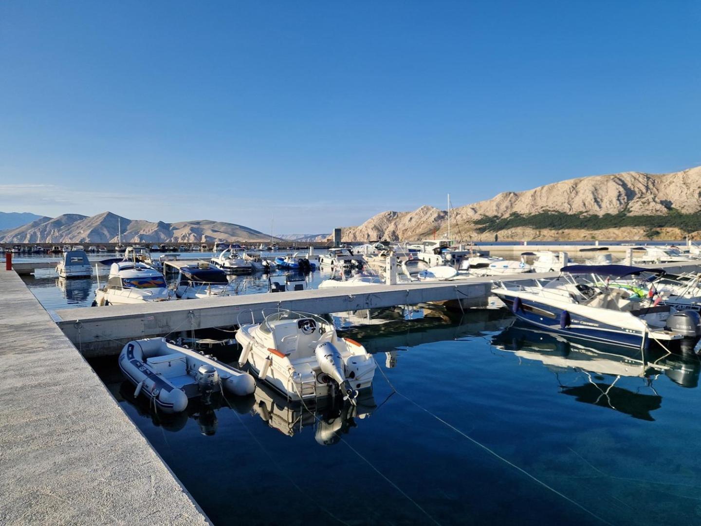 Apartments Kucar Baska  Exterior photo