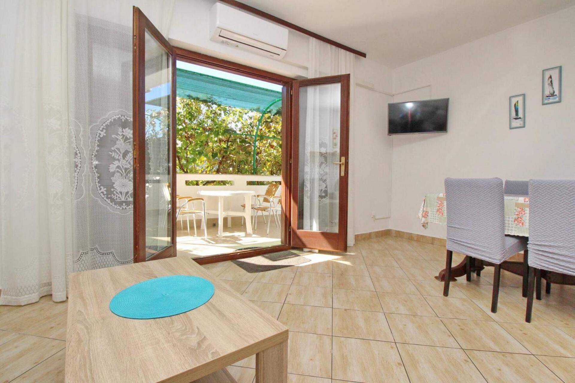 Apartments Kucar Baska  Exterior photo